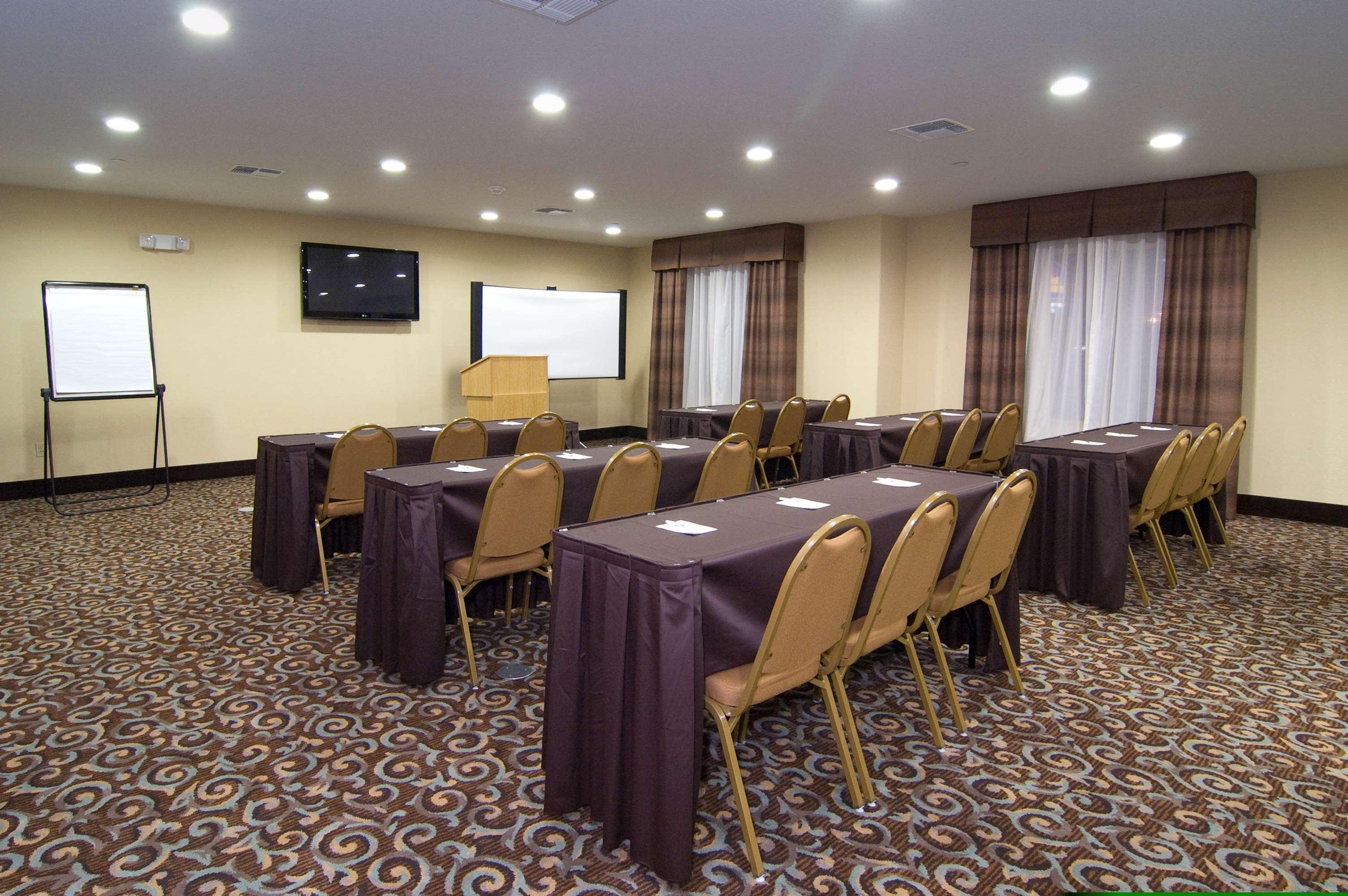 Best Western Bastrop Pines Inn Business bilde